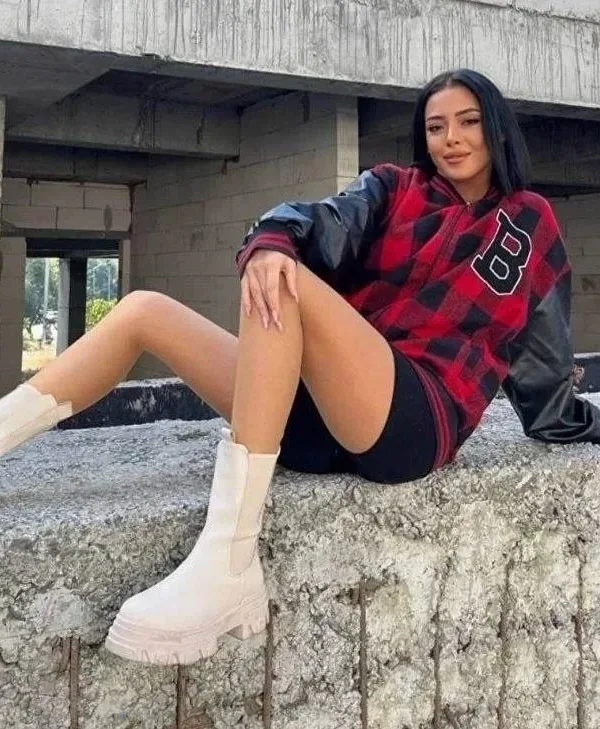Női piros kockás mintás hímzett college dzseki 1