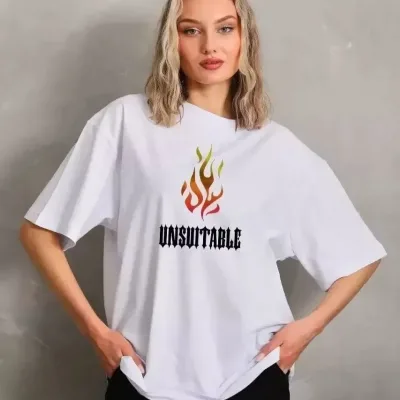 Ženska bela oversize bicikli kragna štampana majica 1