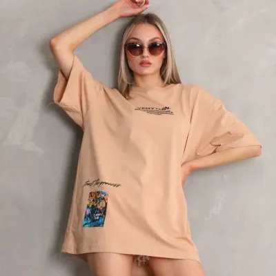Γυναικείο Μπεζ Oversize Στρογγυλό Λαιμό Τυπωμένο Κοντομάνικο Μπλουζάκι 2