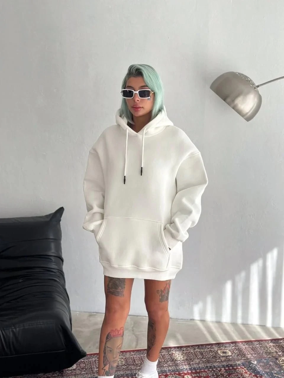 Γυναικείο Λευκό Oversize 3-κλωνο Βαμβακερό Φούτερ με Κουκούλα, Τσέπη Κάγκουρο