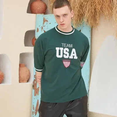 Pánské zelené oversized tričko s cyklistickým výstřihem a vyšívaným vzorem 3